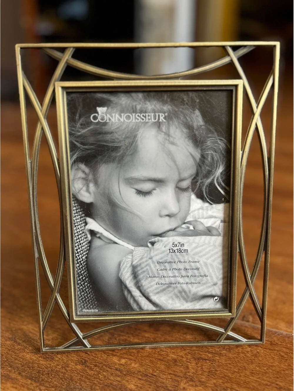 Connoisseur Decorative 5x7 Inch Gold Photo Frame with Artistic Metal Design